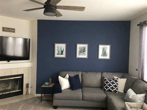 accent colors for navy blue.